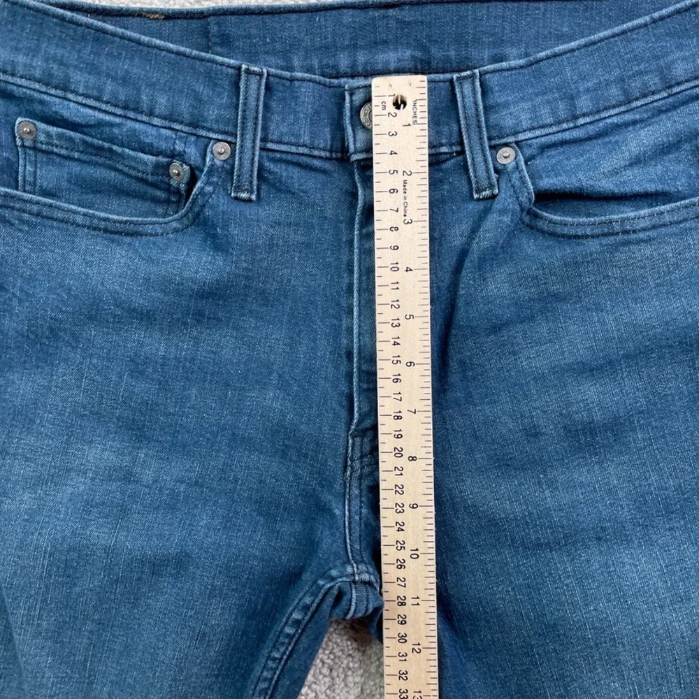 Levis Jeans Mens 34x32 (Fits 32x31) Blue 511 Slim Fit Straight Stretchy Denim